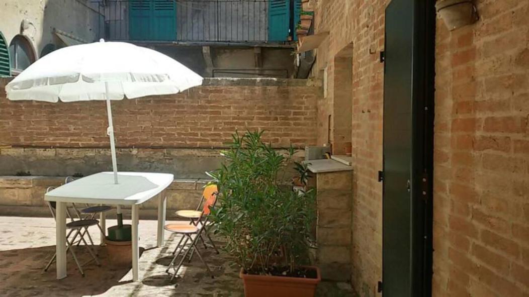 Casa Iolanda Apartment Siena Exterior photo